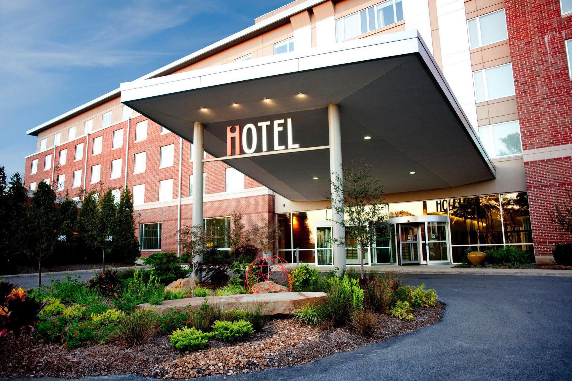 I Hotel And Illinois Conference Center - Champaign Exterior foto